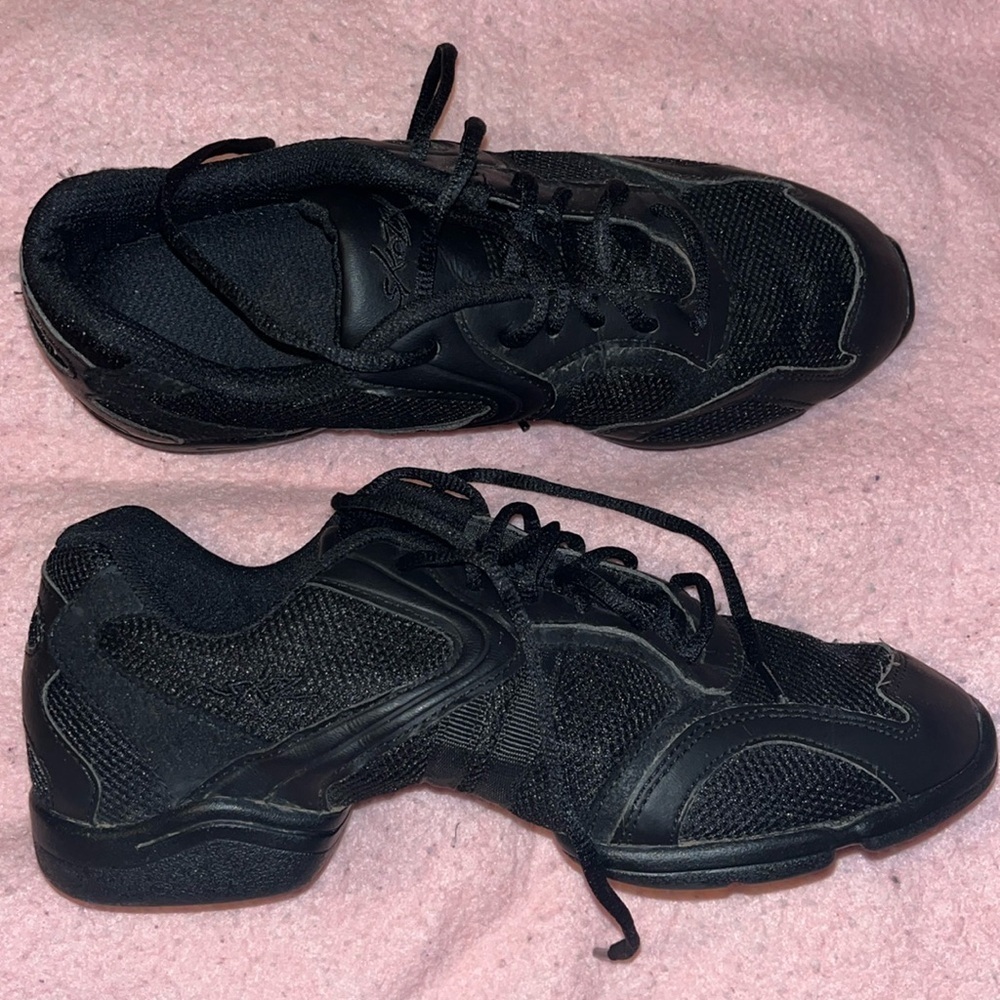 Skazz by Sansha dance shoes